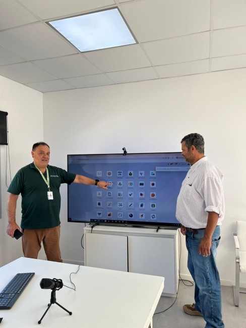 El Municipio fortalece v�nculos con Costa Esmeralda para promover la i