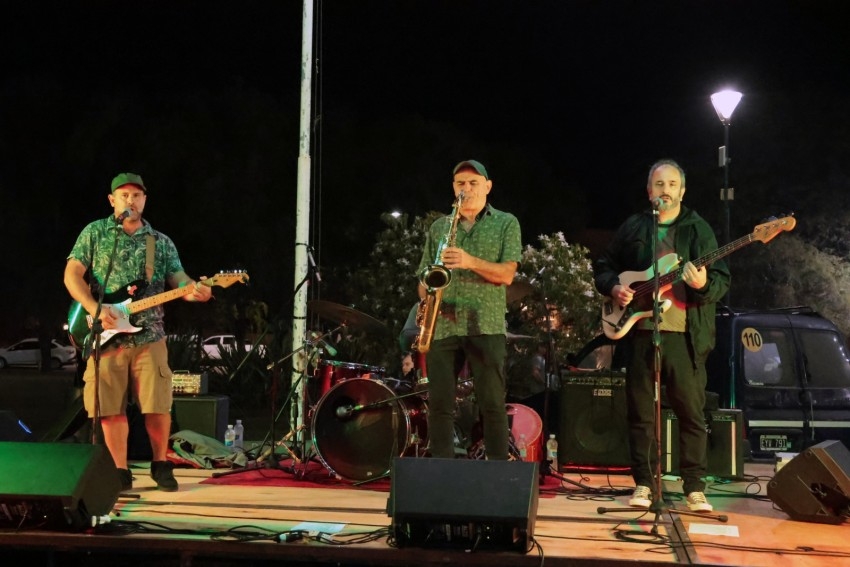 El Paseo del Bicentenario vibr� al ritmo de una nueva Fiesta de la Cer