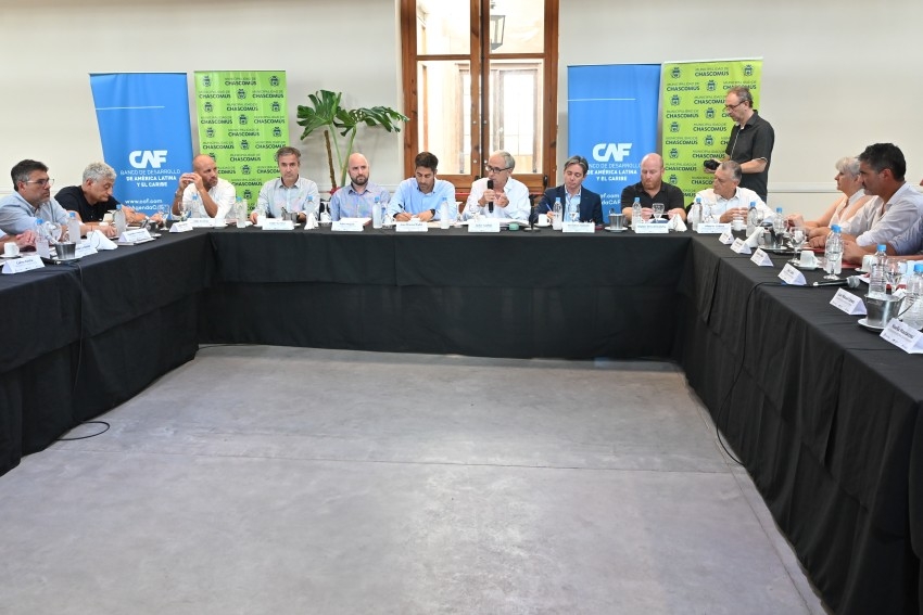 Madariaga estuvo presente en el Encuentro Regional de Municipios del i