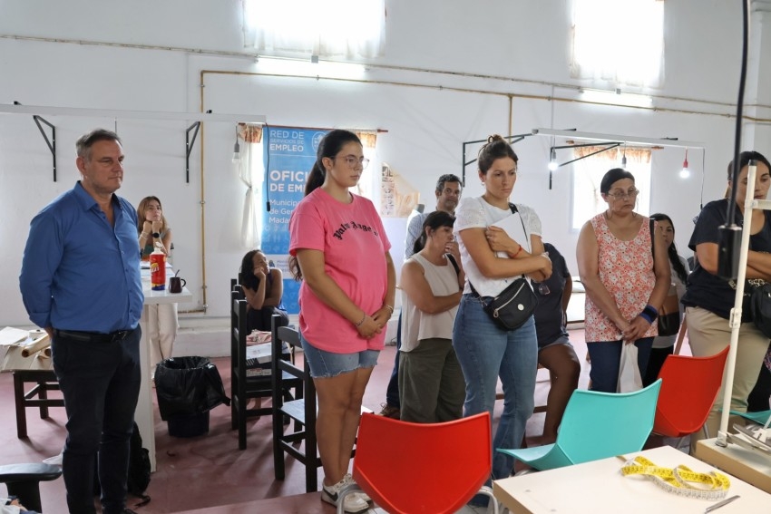 De manera exitosa inici� del taller de confecci�n de guardapolvos