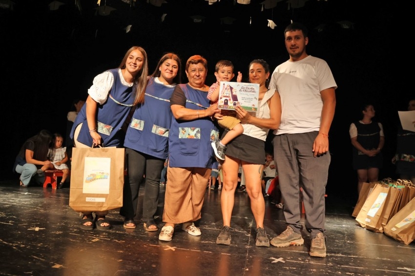 Acto de colaci�n: 25 alumnos egresaron de la Casita de Chocolate