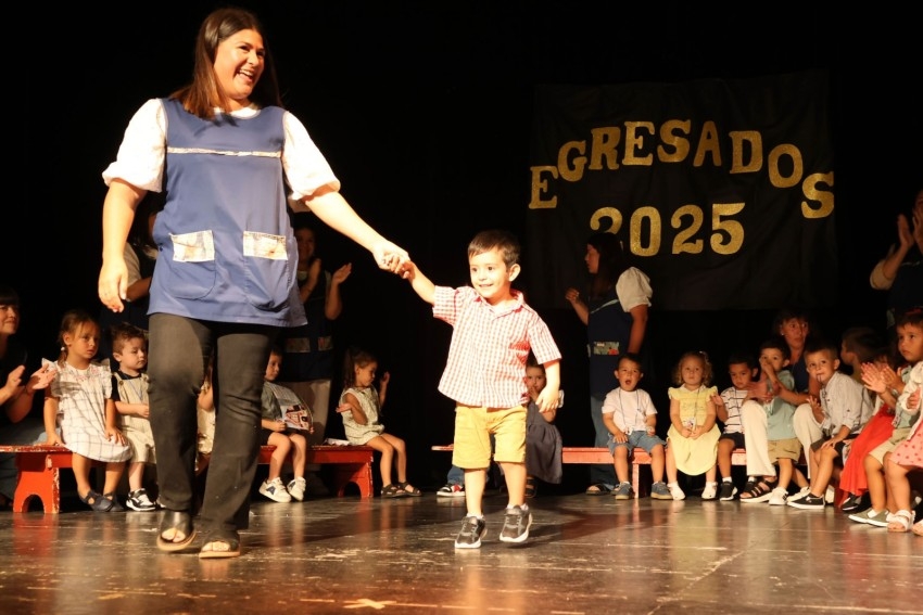 Acto de colaci�n: 25 alumnos egresaron de la Casita de Chocolate