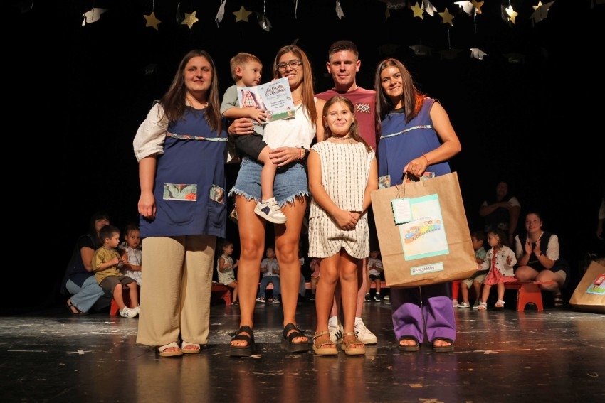 Acto de colaci�n: 25 alumnos egresaron de la Casita de Chocolate