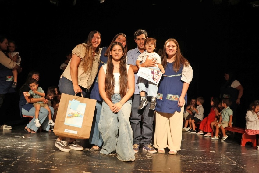 Acto de colaci�n: 25 alumnos egresaron de la Casita de Chocolate