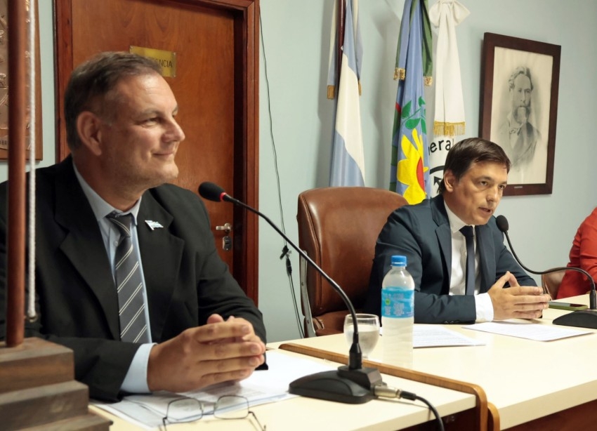 Santoro inaugur� las sesiones ordinarias del HCD