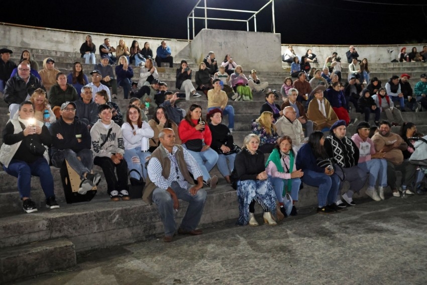 P�a Alderete se consagr� como la revelaci�n de Folclore en los Barrios