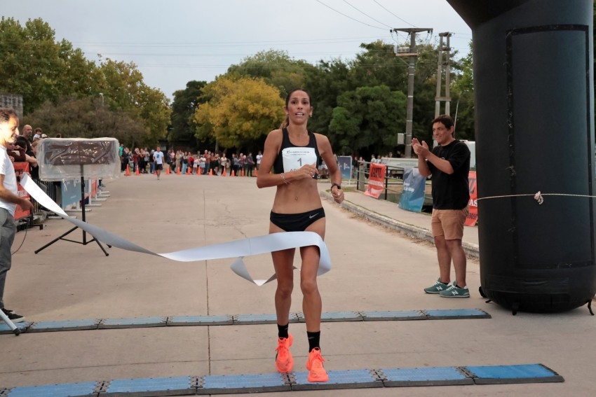 Gran convocatoria en la 11� edici�n de la Carrera de la Mujer en Madar