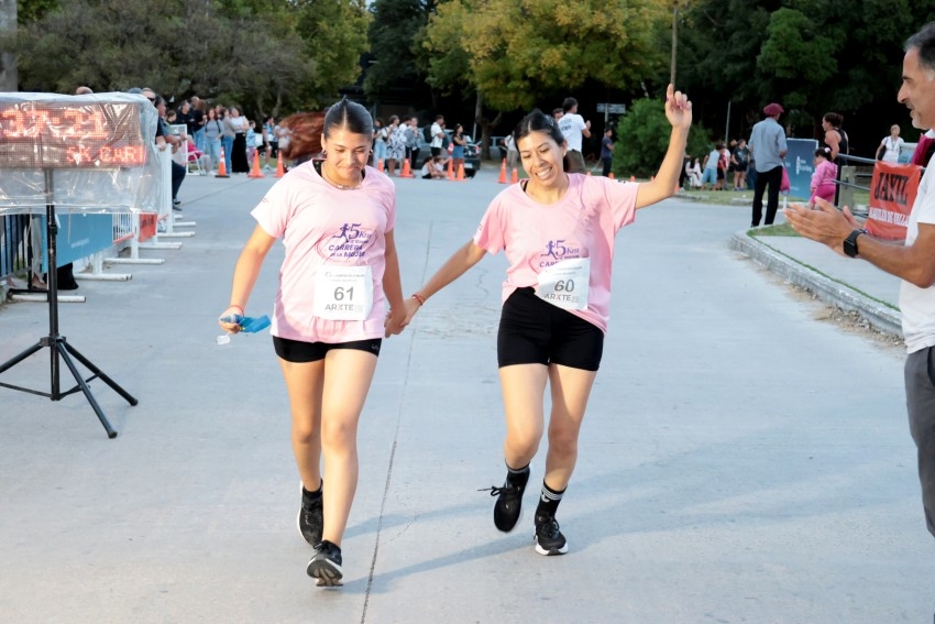 Gran convocatoria en la 11� edici�n de la Carrera de la Mujer en Madar