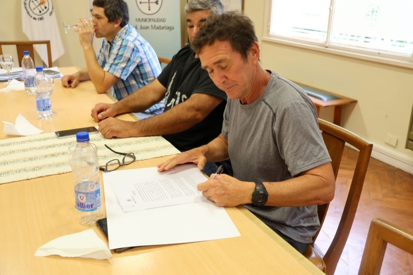 EL MUNICIPIO APORTAR� A LOS CLUBES 5 MILLONES MENSUALES PARA FORTALECE