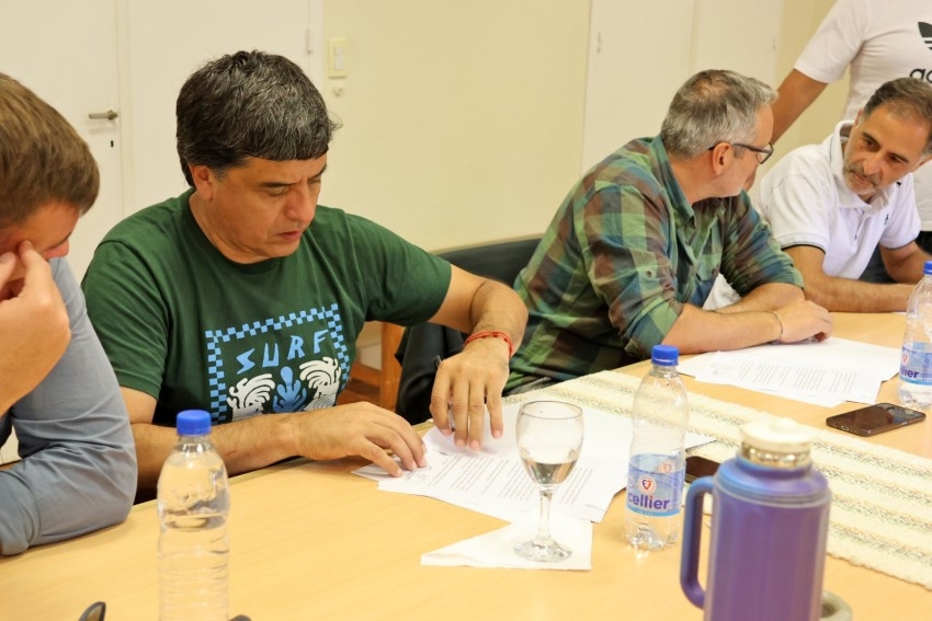 EL MUNICIPIO APORTAR� A LOS CLUBES 5 MILLONES MENSUALES PARA FORTALECE