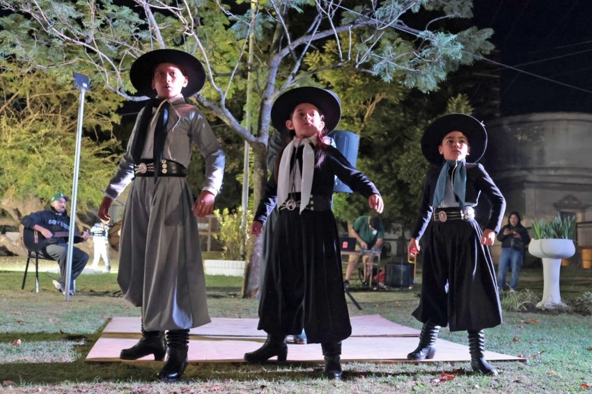 Emotivo inicio de la Semana de Argentino Luna en Madariaga