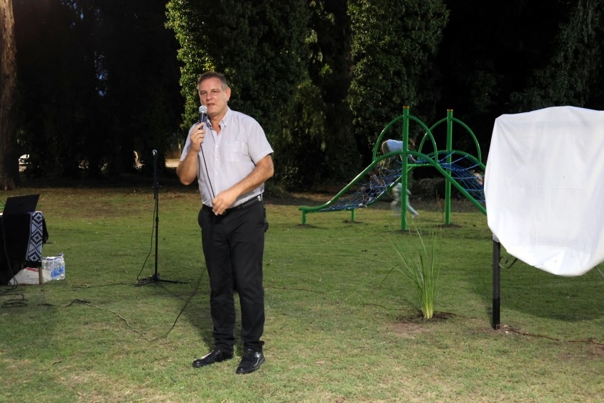 Qued� inaugurada la Plaza 