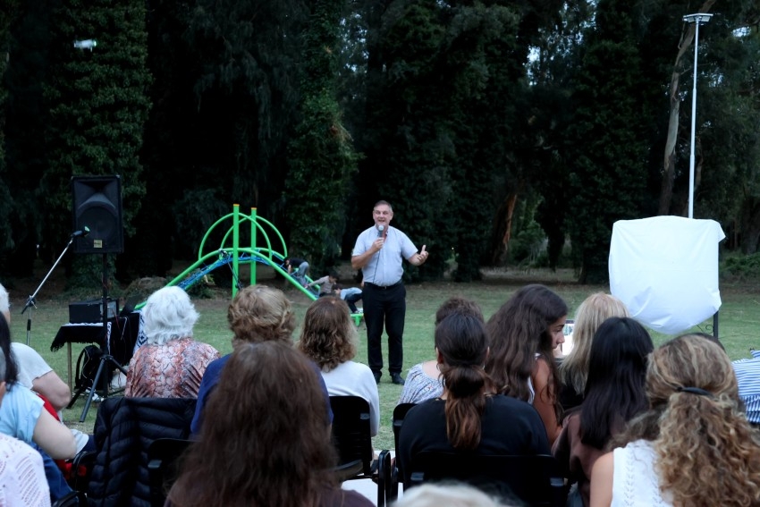 Qued� inaugurada la Plaza 