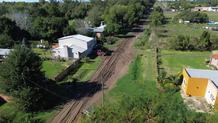 Santoro recorri� las calles afectadas por la obra de cloacas y se prog