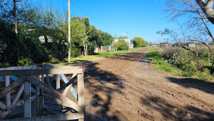 Santoro recorri� las calles afectadas por la obra de cloacas y se prog