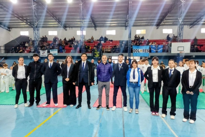 El Polideportivo Municipal vibr� con el Torneo de Taekwondo 