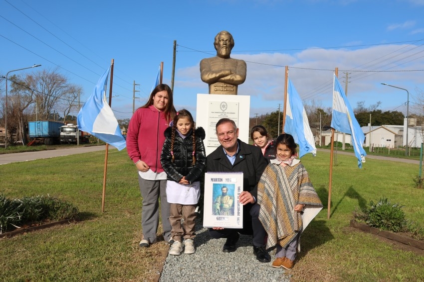 Madariaga homenaje� al General Mart�n Miguel de G�emes