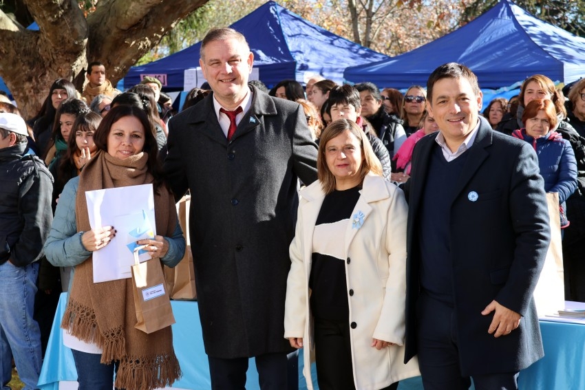 Madariaga celebr� el D�a de la Bandera