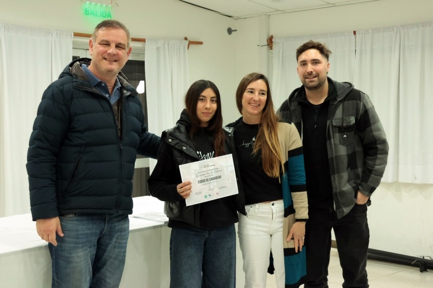 Se realiz� la entrega de certificados a los 50 egresados del curso de 