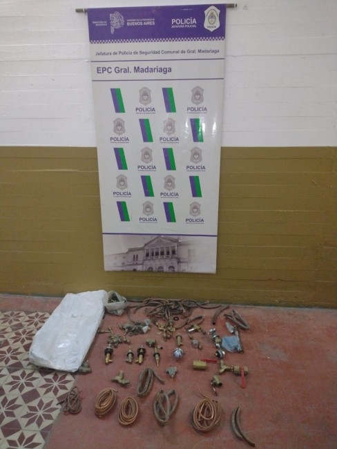 Cuatro aprehendidos por robo en Madariaga