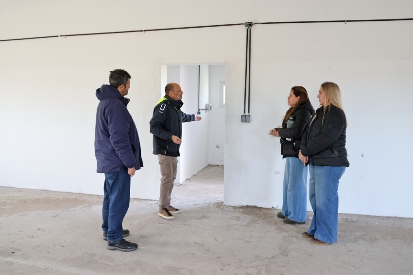 Avanza la obra de la Sala Ap�cola Municipal