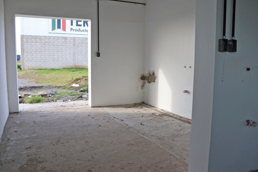 Avanza la obra de la Sala Ap�cola Municipal