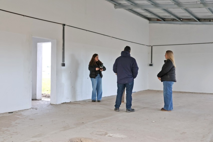 Avanza la obra de la Sala Ap�cola Municipal