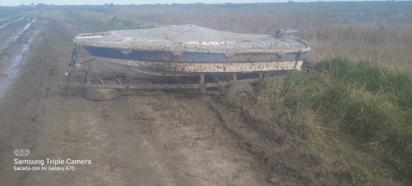 Infraccionaron a una camioneta por romper el camino de La Tablada