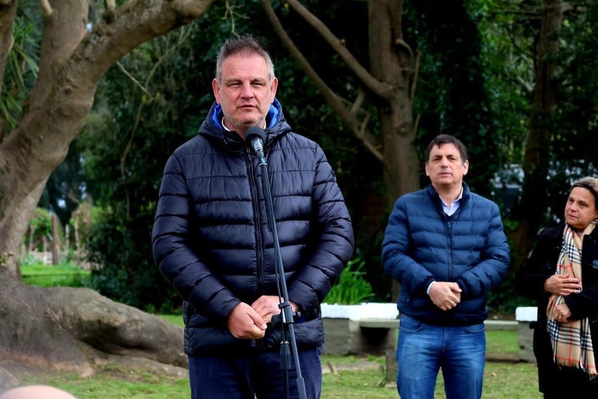 A 100 a�os de su nacimiento, General Madariaga homenaje� a Lucio Eber 