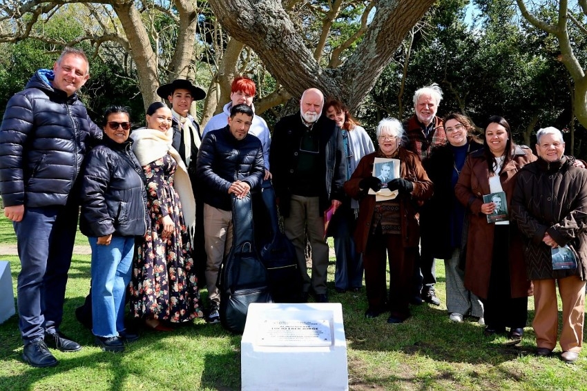 A 100 a�os de su nacimiento, General Madariaga homenaje� a Lucio Eber 