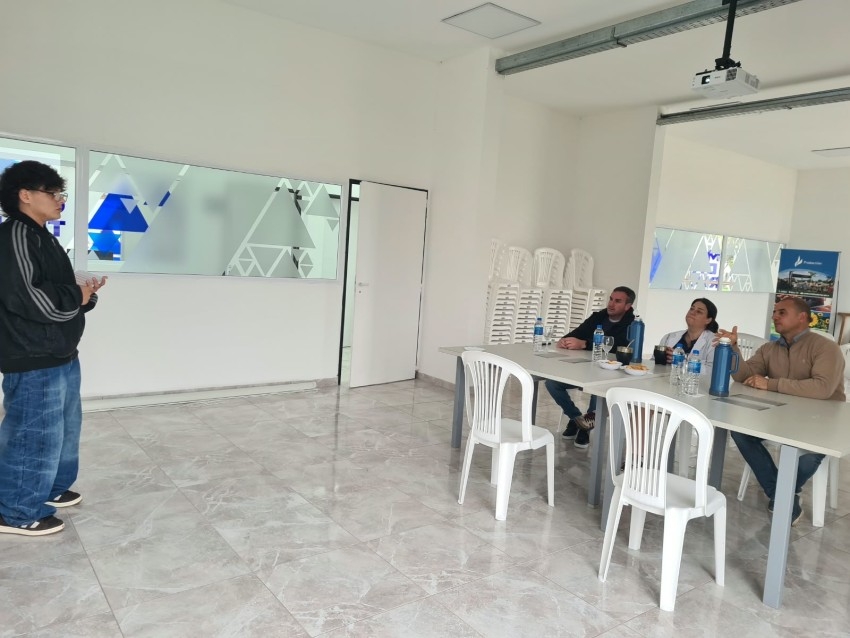 El hospital municipal recibi� una propuesta tecnol�gica para recuperar