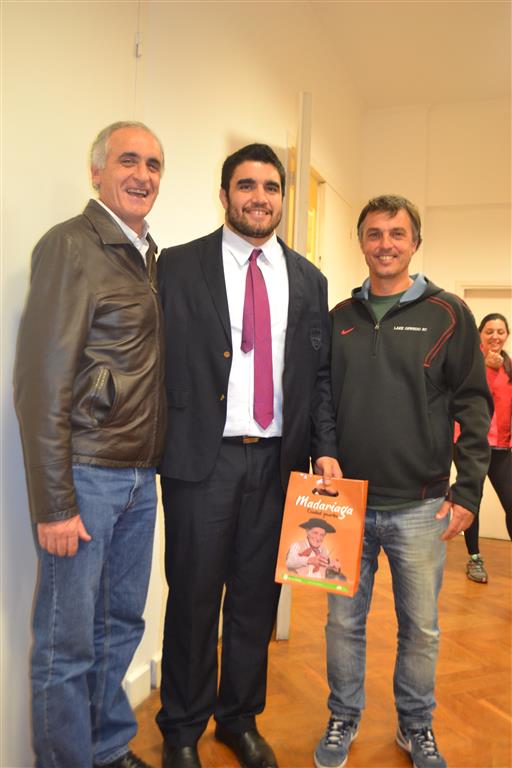 Popovich junto a Nahuel Tetaz Chaparro
