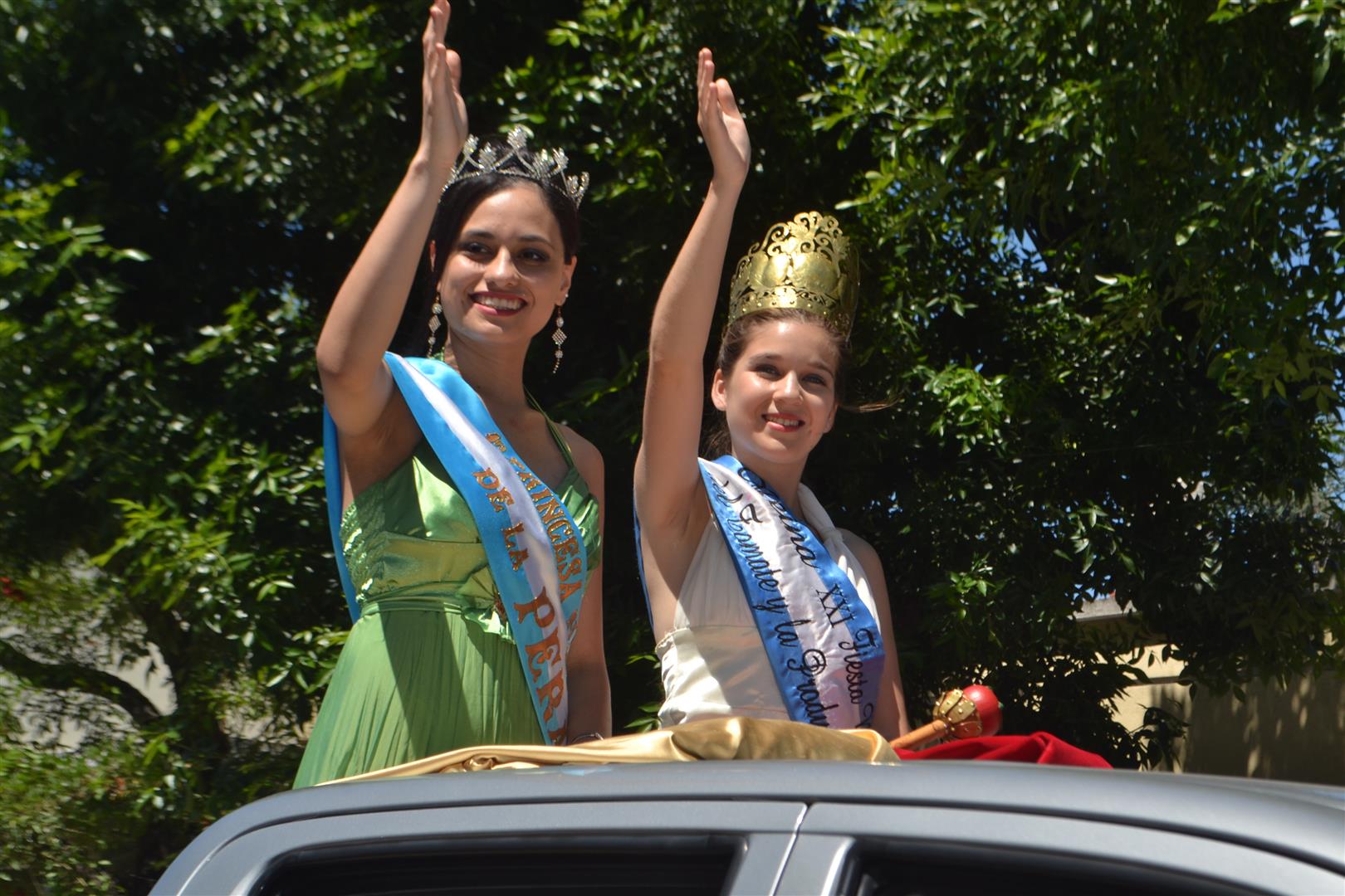Una multitud presenci el desfile