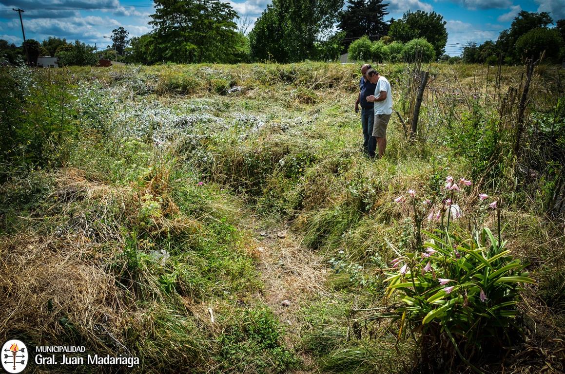 Recorrida por el barrio Belgrano para supervisar canales y desages