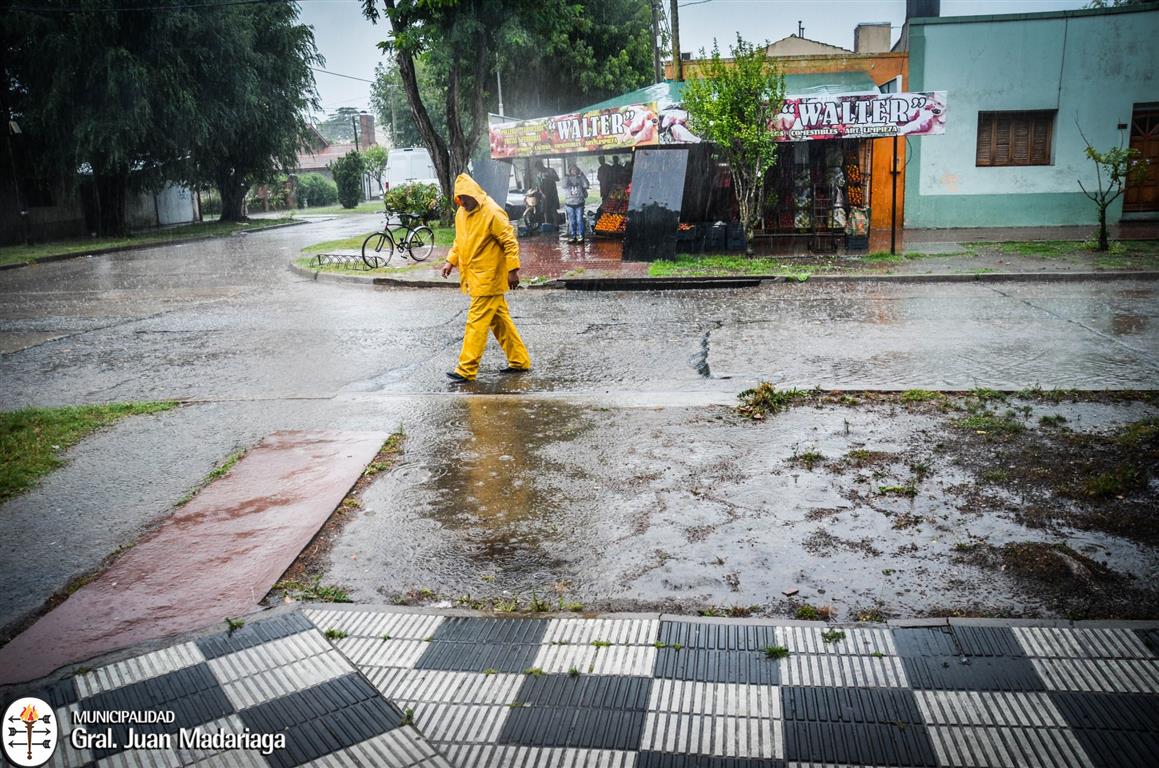 Defensa Civil realizó tareas de prevención para evitar inundaciones