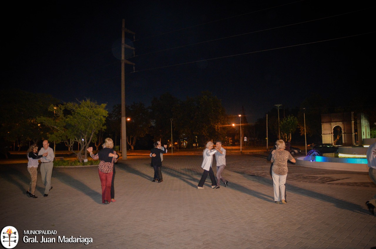 Tardecitas Culturales sigue bailando en el Bicentenario
