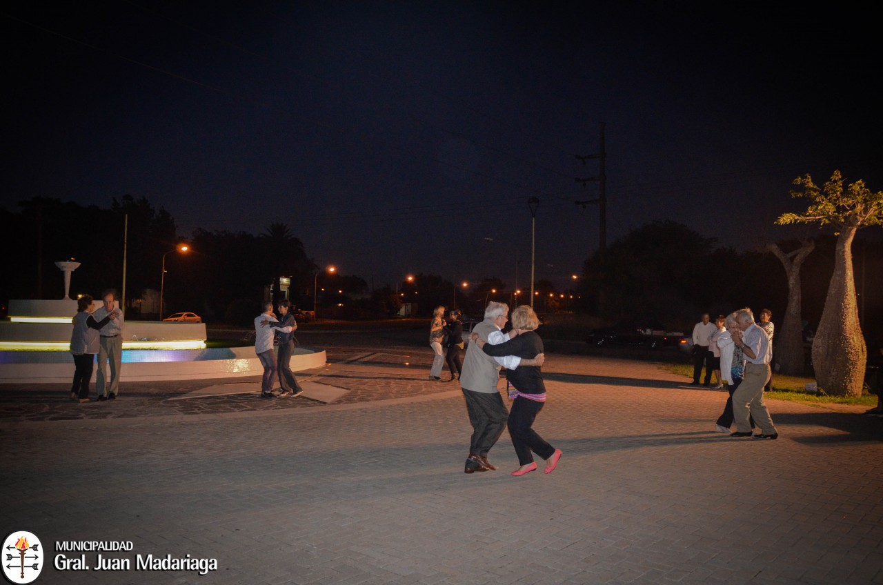 Tardecitas Culturales sigue bailando en el Bicentenario