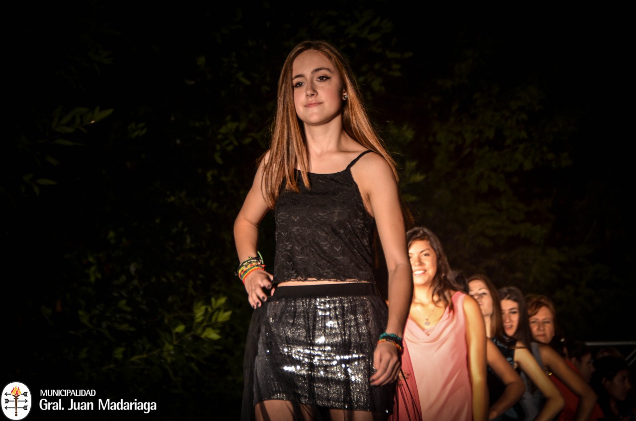 Exitoso desfile a beneficio del San Juan Bautista