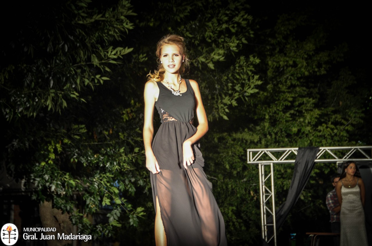 Exitoso desfile a beneficio del San Juan Bautista