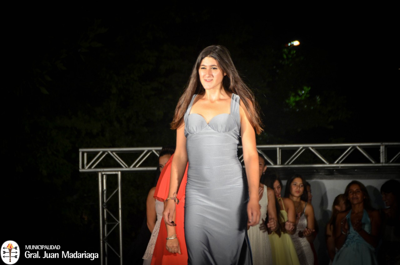 Exitoso desfile a beneficio del San Juan Bautista