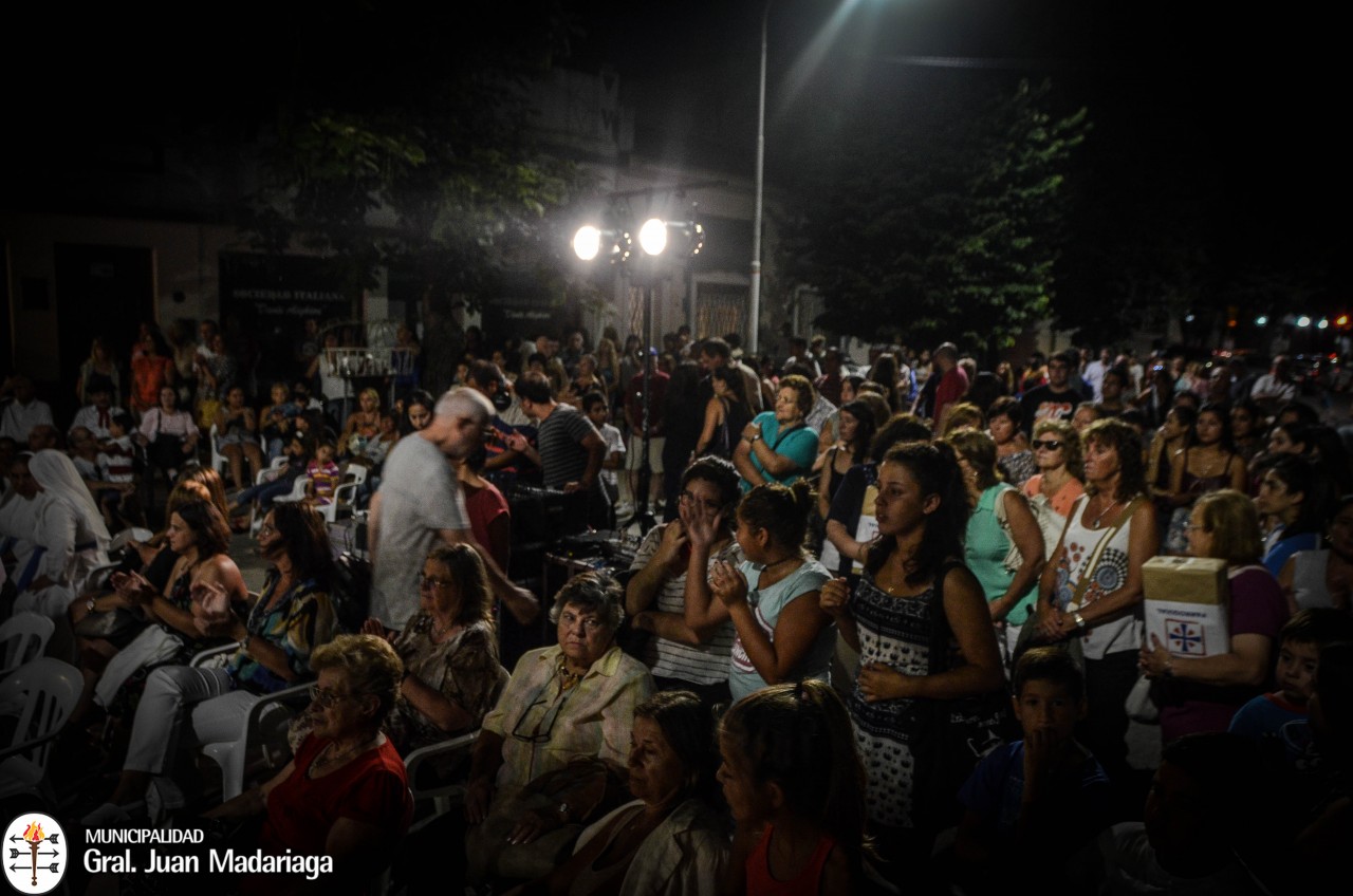 Exitoso desfile a beneficio del San Juan Bautista