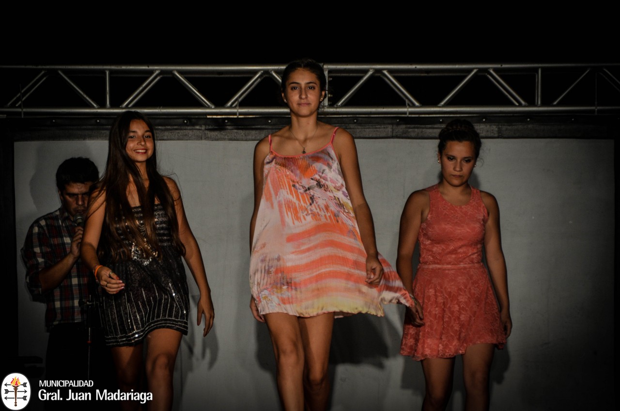 Exitoso desfile a beneficio del San Juan Bautista