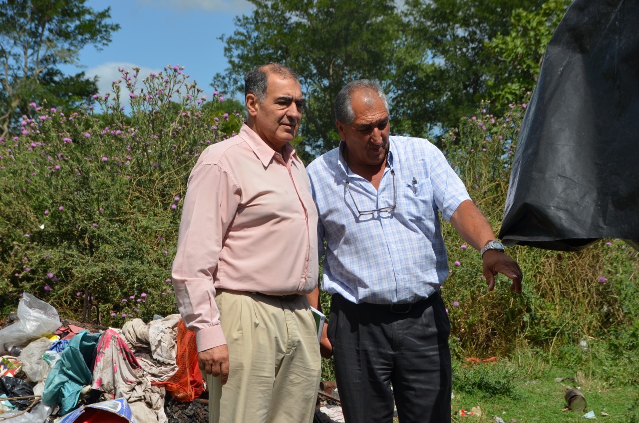 El municipio asisti a la familia afectada por el incendio de su vivie