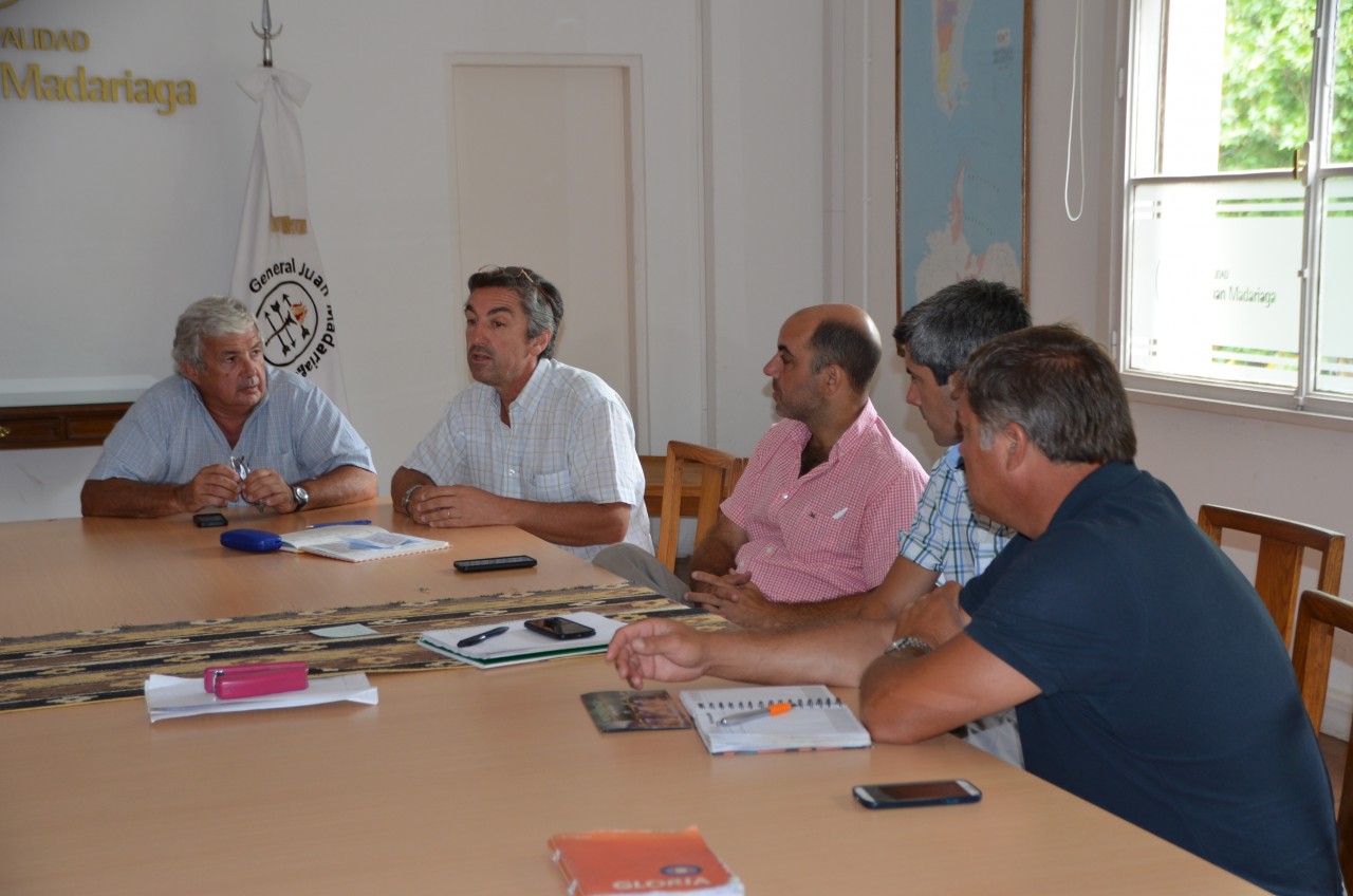 Productores locales establecieron los temas a tratar con el ministro d