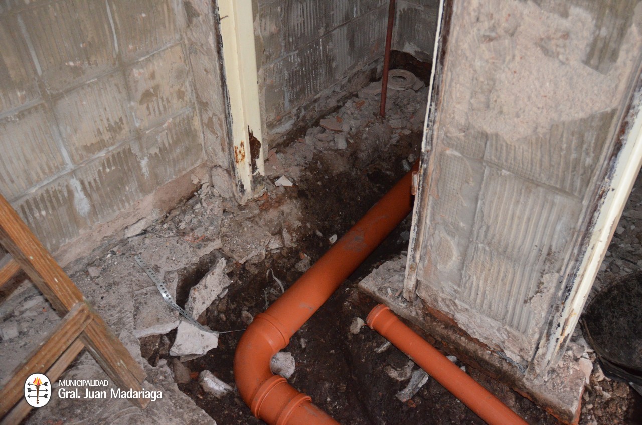 Avanza la obra de refaccin de los baos de la terminal de mnibus