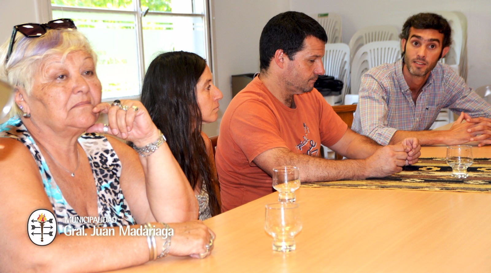 Santoro recibi� a delegados de ATE