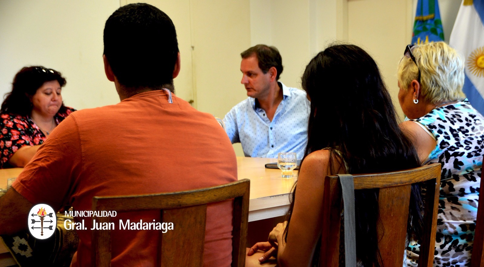 Santoro recibi� a delegados de ATE