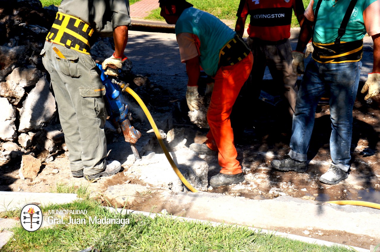 Contin�a el arreglo de baches en la ciudad