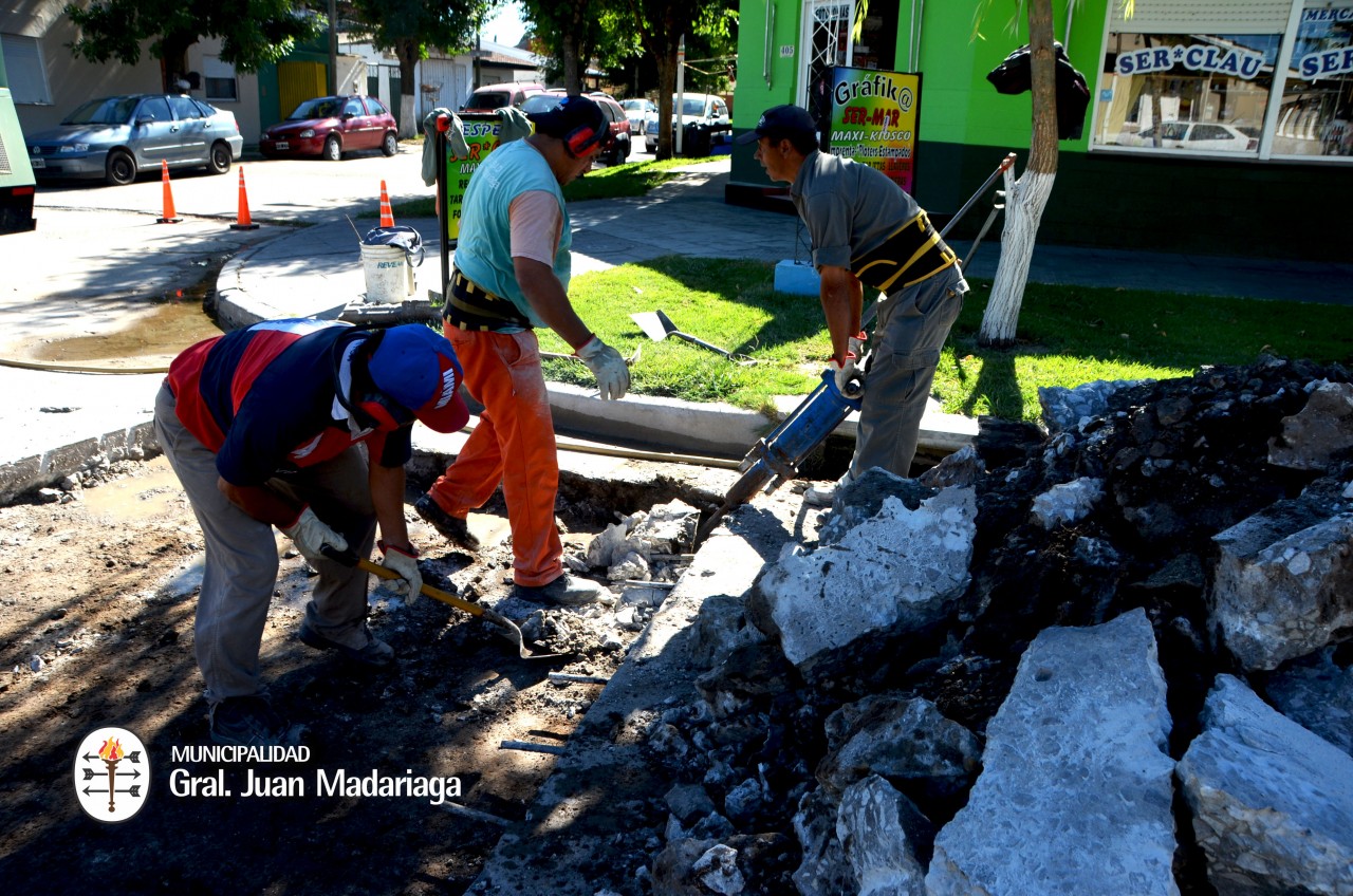 Contin�a el arreglo de baches en la ciudad