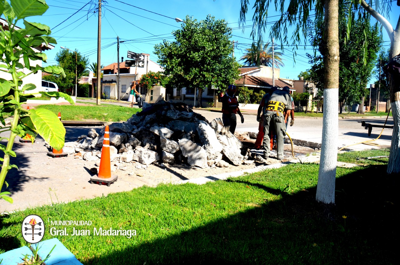 Contin�a el arreglo de baches en la ciudad